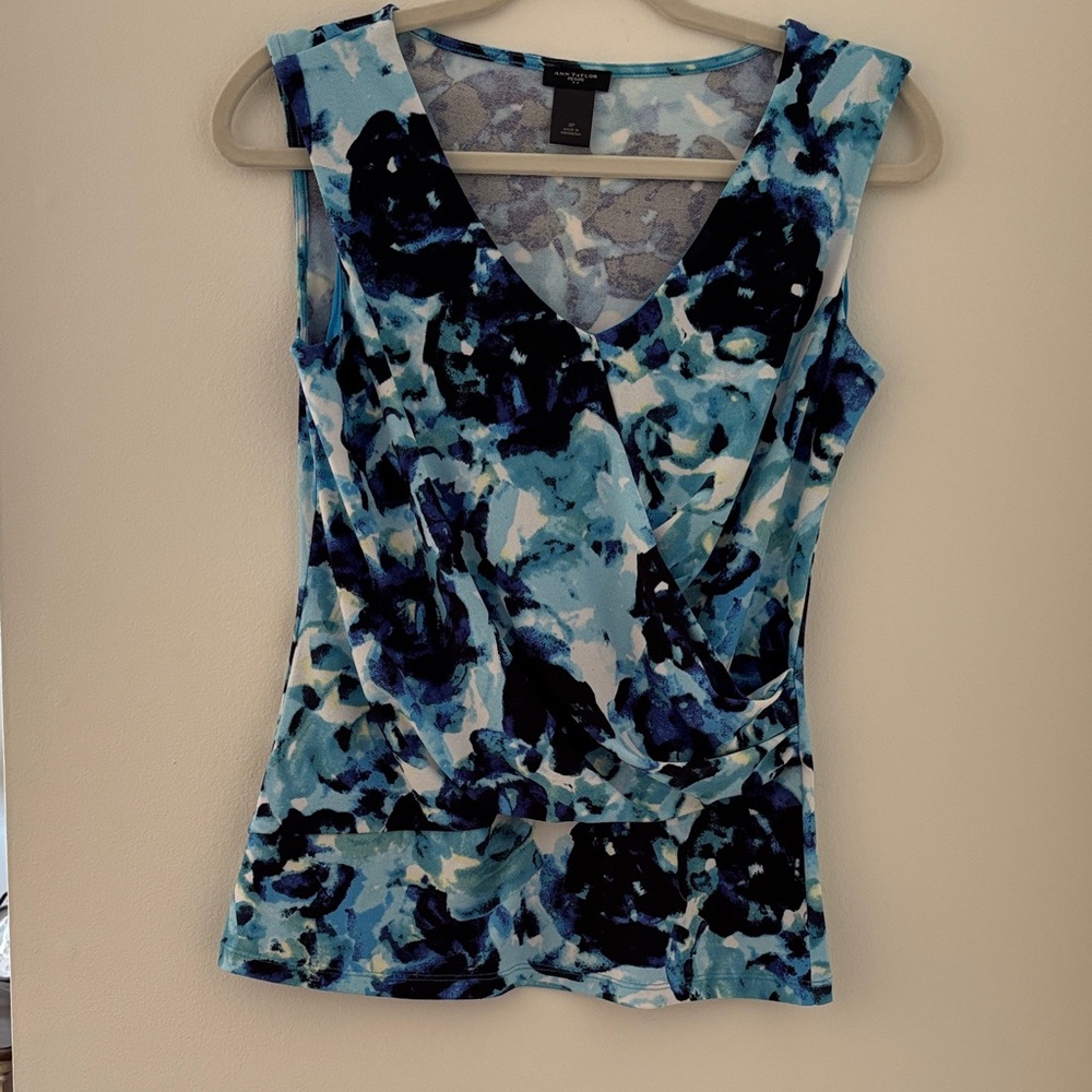 Ann Taylor Blue and White Floral Sleeveless Top